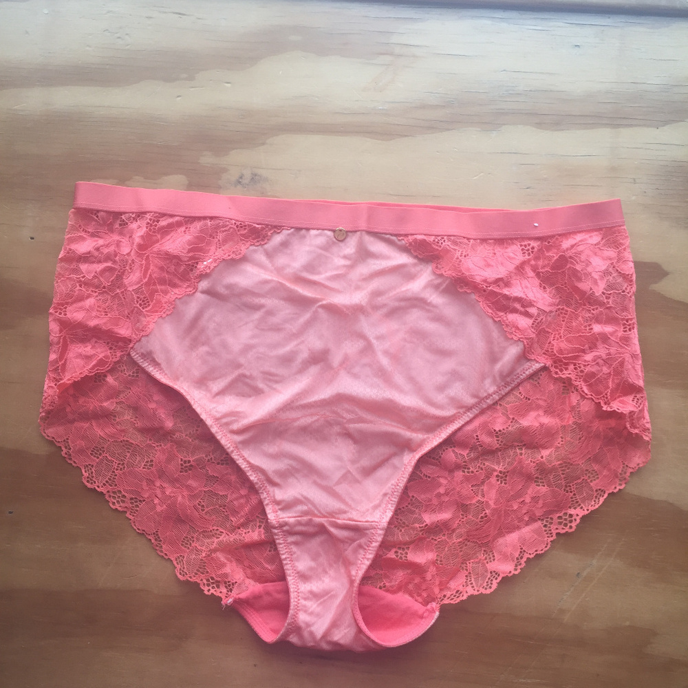NEW! CACIQUE 14/16 PANTY--ORANGE/PEACH